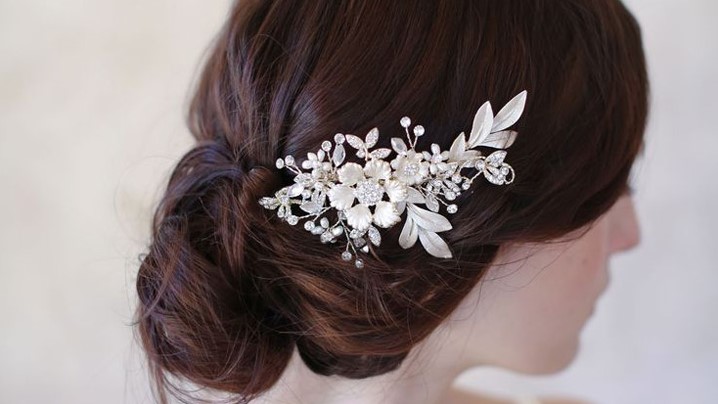 23 Exquisite Hair Adornments for the Bride